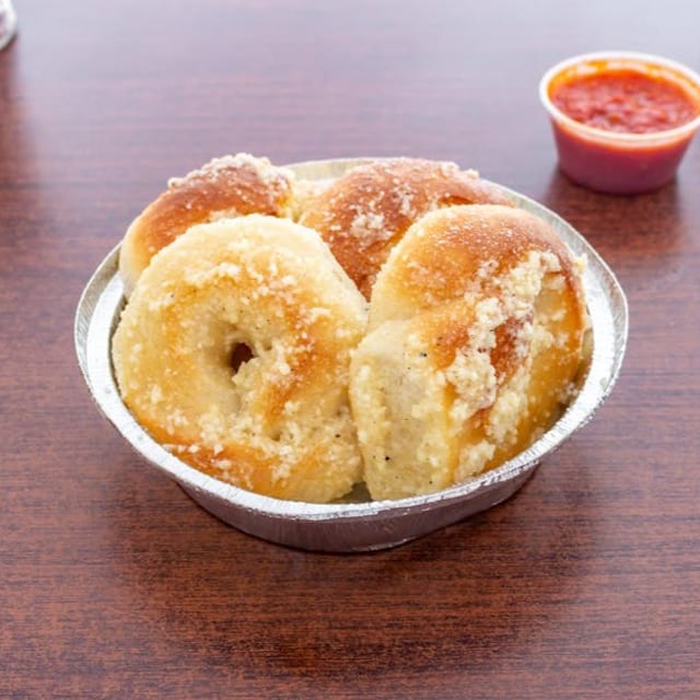 Garlic Knots.